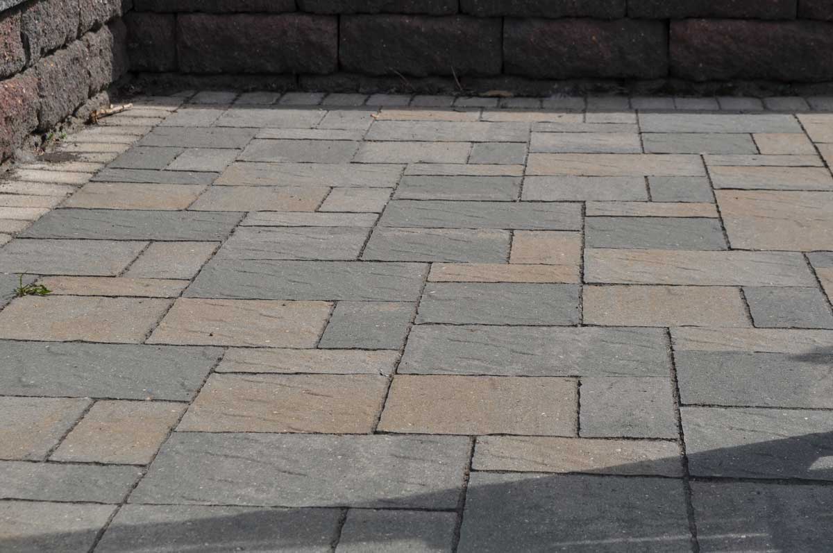 paver patio multi pattern