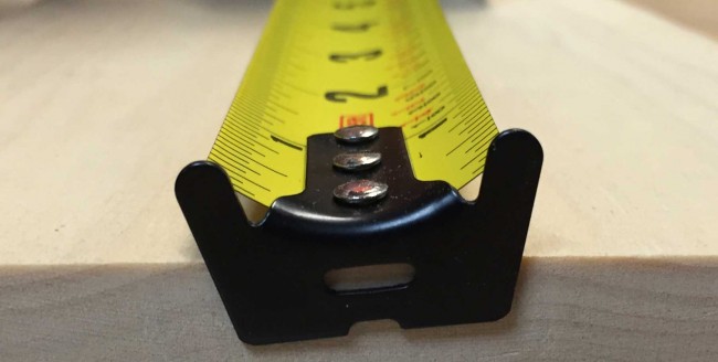 The DeWalt DWHT33373 tape measure has a medium sized hook with small hooks on the top of the blade