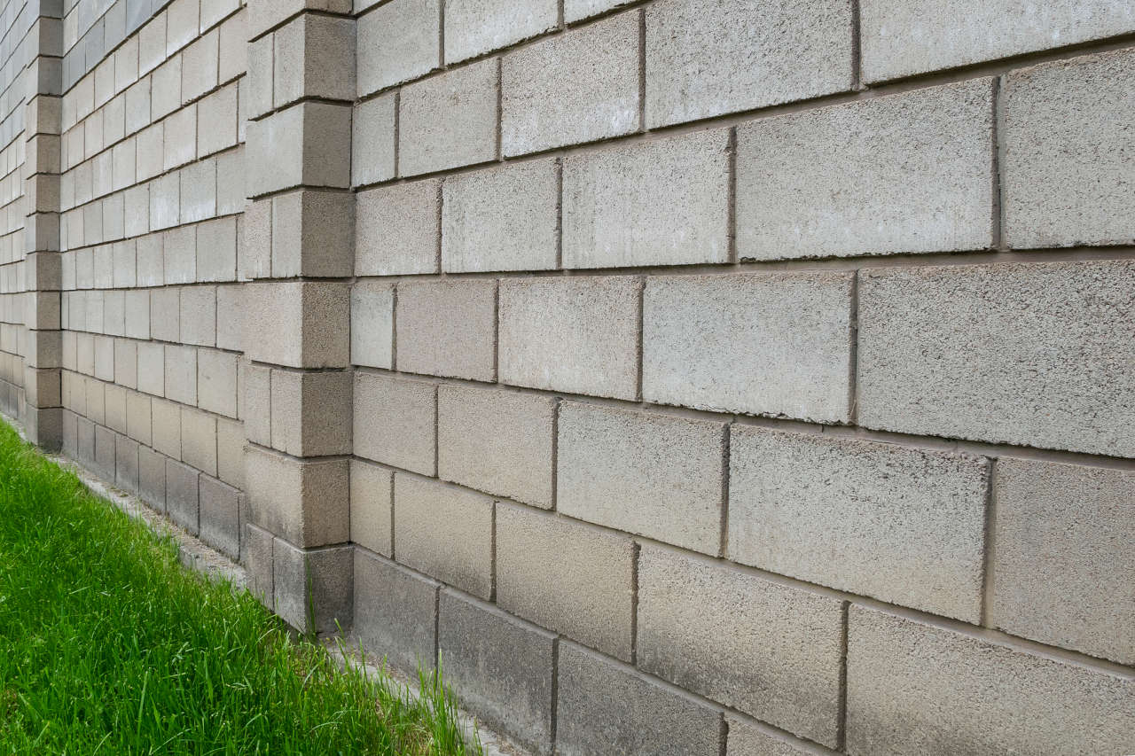How Much Does It Cost to Build a Retaining Wall in 2019