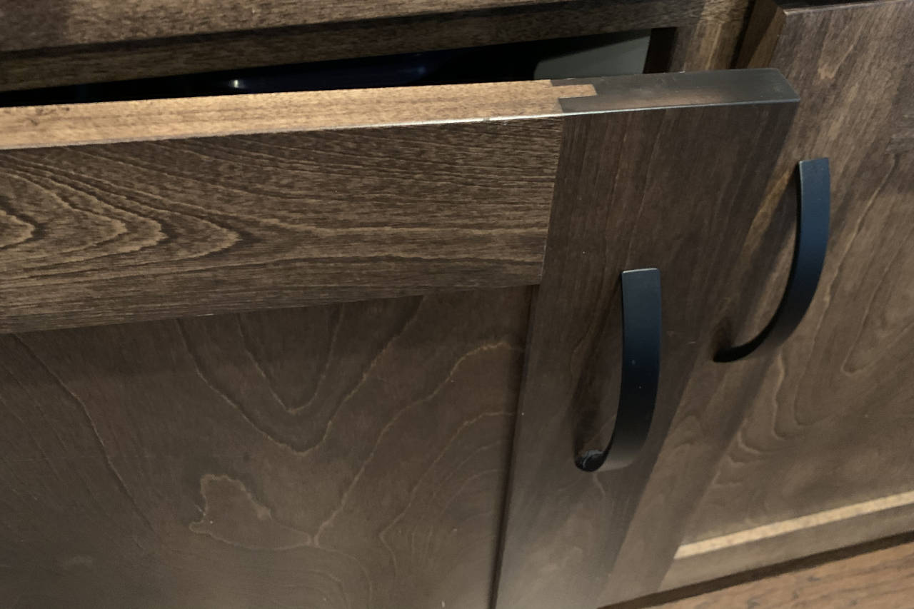 5-piece cabinet door highlighting the user of a groove and tenon to assemble a door